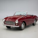 Nissan Z hace un homenaje al Datsun Fairlady 1200 Roadster